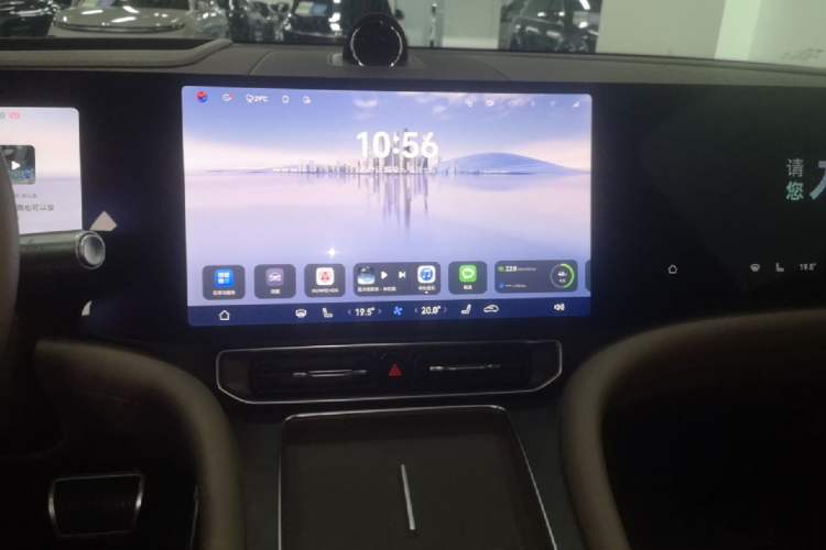 Used Hima AITO M9 2025 Extended-Range Ultra Version 52 kWh 5-Seater Edition Audio And AC Panel