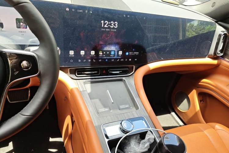 Used Hima AITO M9 2025 Extended-Range Max Version 52 kWh 5-Seater Edition Audio And AC Panel