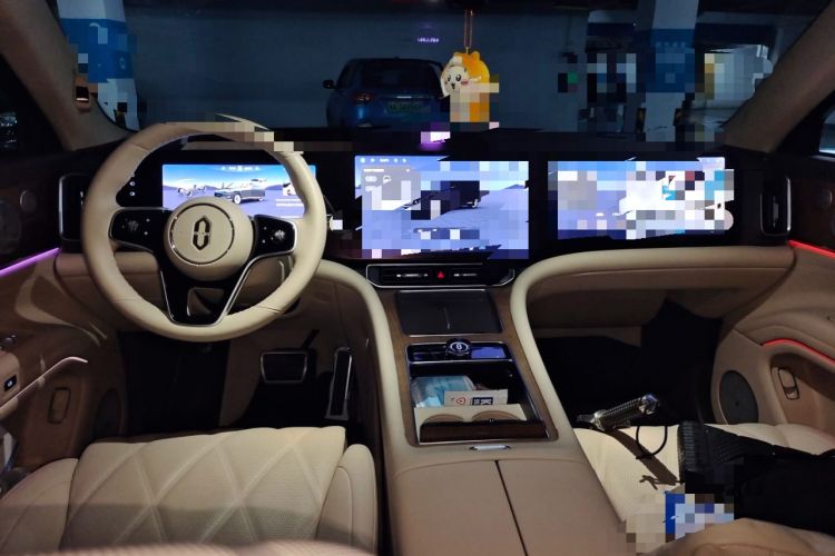 Used Hima AITO M9 2025 Extended-Range Ultra Version 52 kWh 5-Seater Edition Center Console