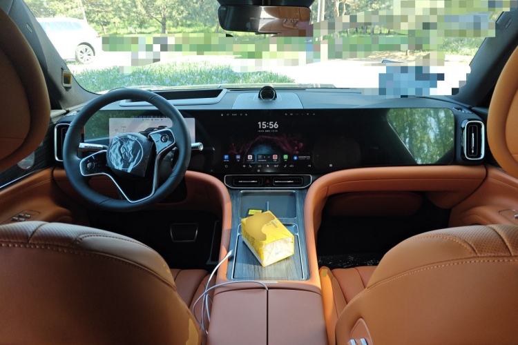 Used Hima AITO M9 2025 Extended-Range Max Version 52 kWh 5-Seater Edition Center Console