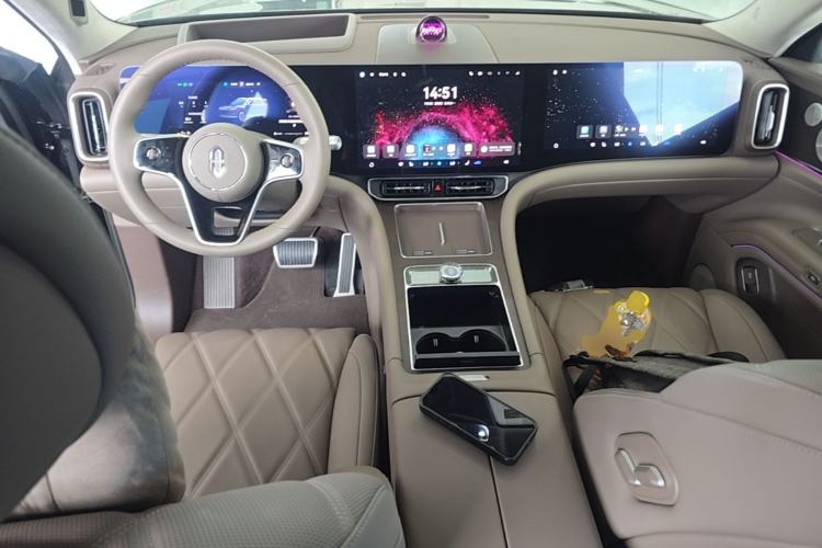 Used Hima AITO M9 2025 Extended-Range Ultra Version 52 kWh 5-Seater Edition Center Console