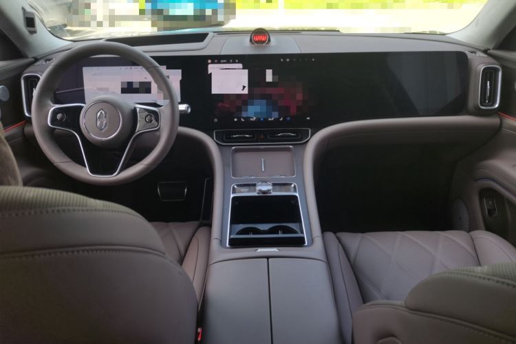 Used Hima AITO M9 2025 Extended-Range Ultra Version 52 kWh 5-Seater Edition Center Console