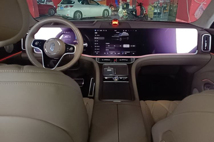 Used Hima AITO M9 2025 Extended-Range Ultra Version 52 kWh 6-Seater Center Console