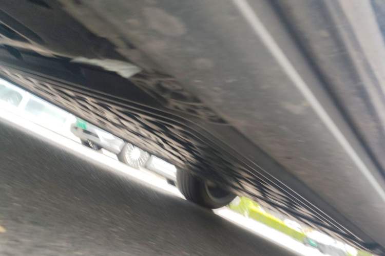 Used Hima AITO M9 2025 Extended-Range Ultra Version 52 kWh 6-Seater Chassis Front Left