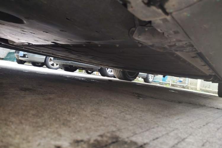 Used Hima AITO M9 2025 Extended-Range Ultra Version 52 kWh 6-Seater Chassis Front Left