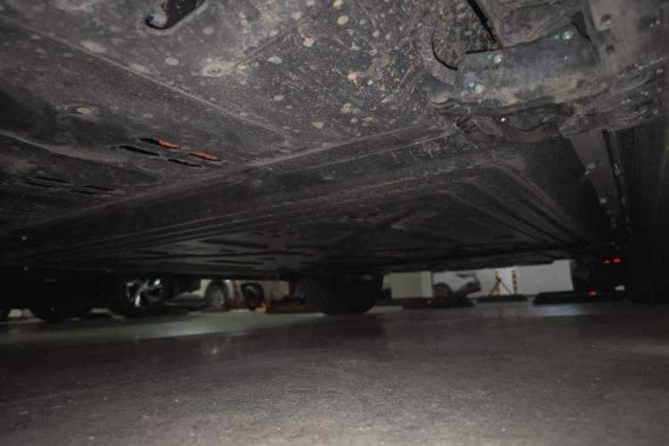 Used Hima AITO M9 2025 Extended-Range Ultra Version 52 kWh 6-Seater Chassis Front Left