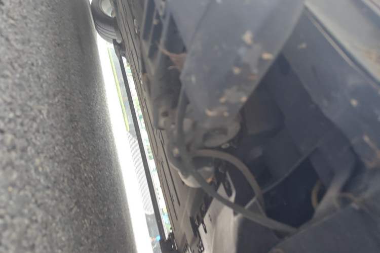 Used Hima AITO M9 2025 All-Electric Max Version 100 kWh 6-Seater Chassis Front Right