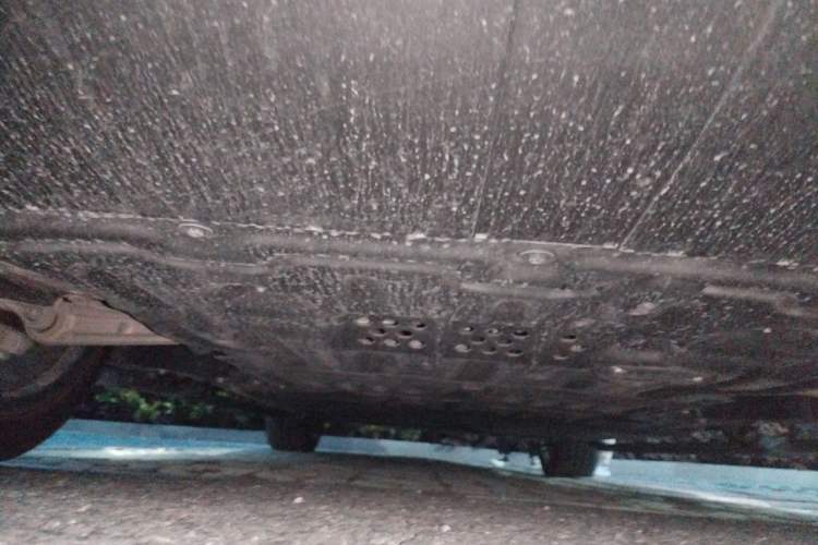 Used Hima AITO M9 2025 Extended-Range Ultra Version 52 kWh 6-Seater Chassis Front