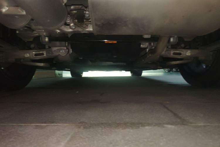 Used Hima AITO M9 2025 Extended-Range Max Version 52 kWh 5-Seater Edition Chassis Rear