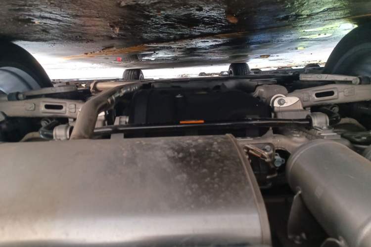 Used Hima AITO M9 2025 Extended-Range Ultra Version 52 kWh 6-Seater Chassis Rear