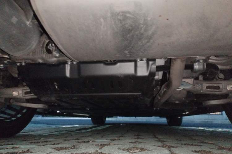 Used Hima AITO M9 2025 Extended-Range Ultra Version 52 kWh 6-Seater Chassis Rear