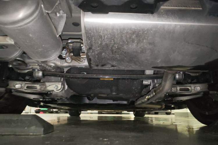 Used Hima AITO M9 2025 Extended-Range Ultra Version 52 kWh 6-Seater Chassis Rear