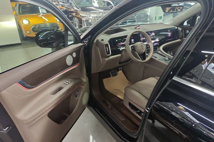 Used Hima AITO M9 2025 Extended-Range Ultra Version 52 kWh 6-Seater Driver Seat