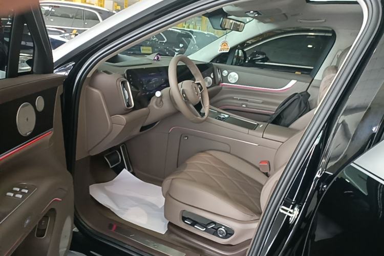 Used Hima AITO M9 2025 Extended-Range Ultra Version 52 kWh 5-Seater Edition Driver Seat