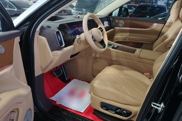 Used Hima AITO M9 2025 Extended-Range Ultra Version 52 kWh 5-Seater Edition Driver Seat