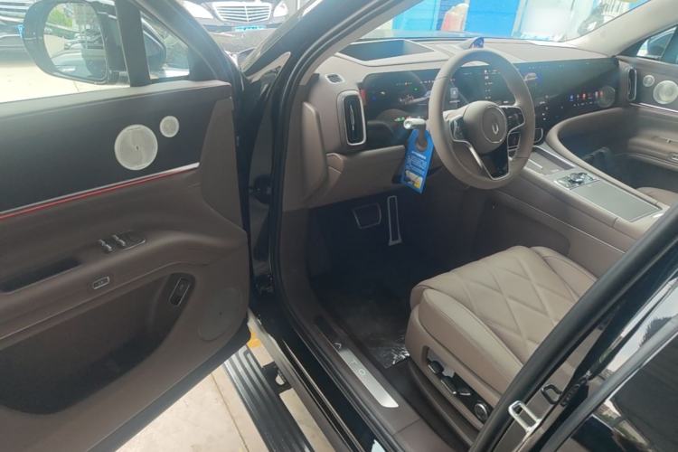 Used Hima AITO M9 2025 Model Range-Extended Max Edition 52kWh 6-seater (896-line LiDAR) Driver Seat