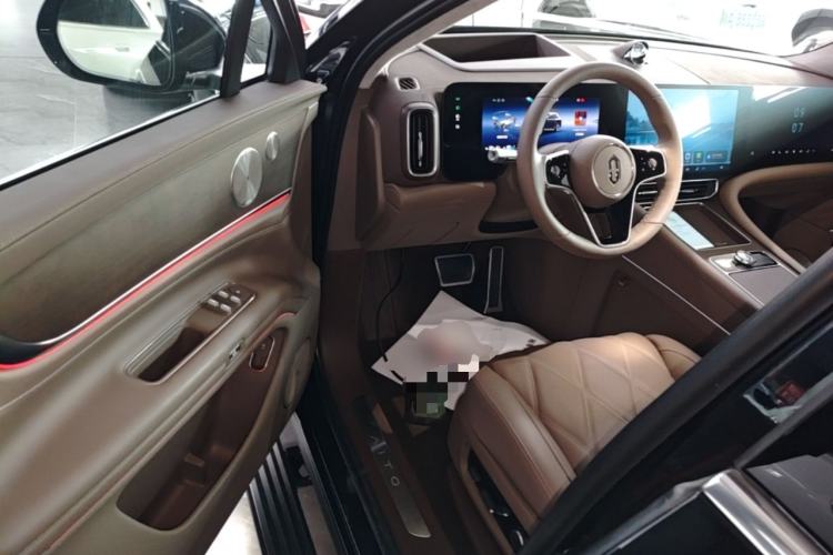 Used Hima AITO M9 2025 Extended-Range Ultra Version 52 kWh 6-Seater Driver Seat
