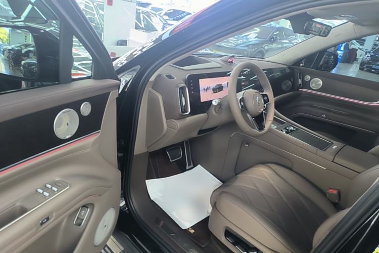Used Hima AITO M9 2025 Extended-Range Ultra Version 52 kWh 6-Seater Driver Seat
