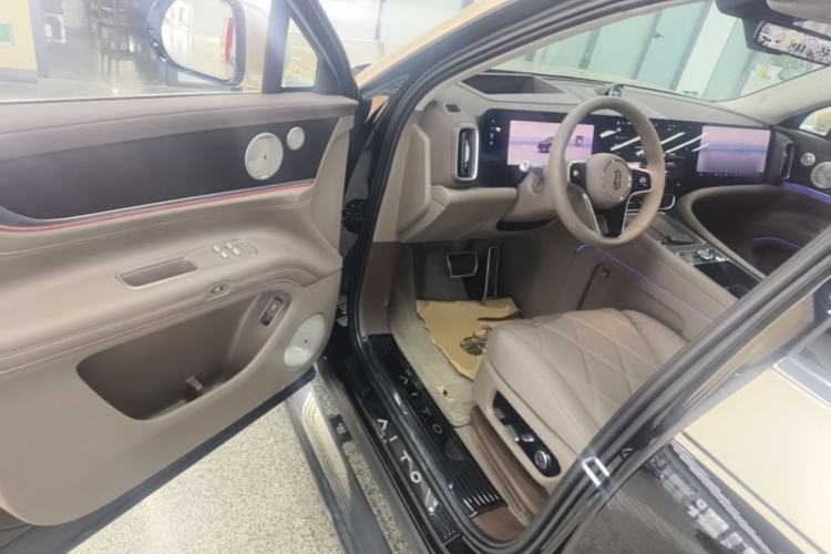 Used Hima AITO M9 2025 Extended-Range Ultra Version 52 kWh 5-Seater Edition Driver Seat