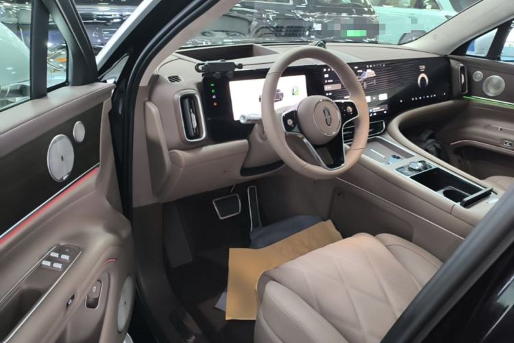 Used Hima AITO M9 2025 Extended-Range Ultra Version 52 kWh 5-Seater Edition Driver Seat