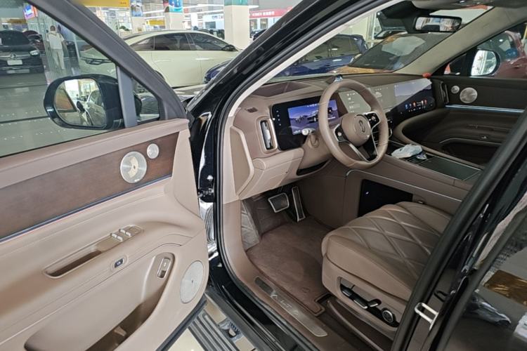 Used Hima AITO M9 2025 Extended-Range Ultra Version 52 kWh 5-Seater Edition Driver Seat