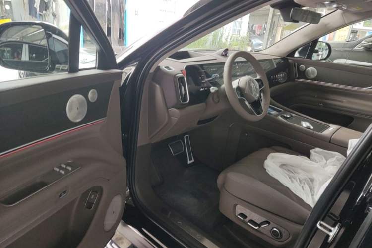 Used Hima AITO M9 2025 Model Range-Extended Ultra Edition 52kWh 6-seater (896-line LiDAR) Driver Seat