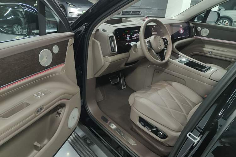 Used Hima AITO M9 2025 Extended-Range Ultra Version 52 kWh 5-Seater Edition Driver Seat