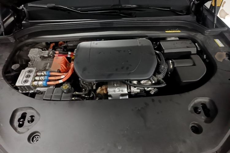 Used Hima AITO M9 2025 Extended-Range Ultra Version 52 kWh 6-Seater Engine Bay