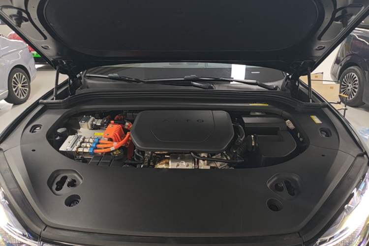 Used Hima AITO M9 2025 Extended-Range Ultra Version 52 kWh 6-Seater Engine Bay