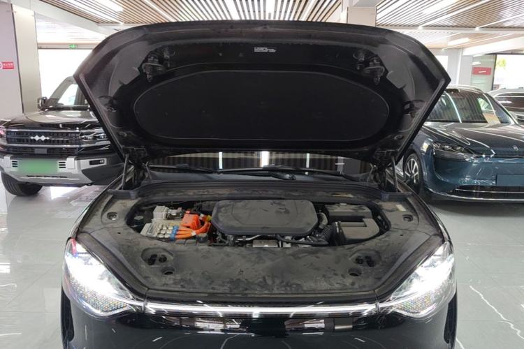 Used Hima AITO M9 2025 Extended-Range Ultra Version 52 kWh 6-Seater Engine Bay