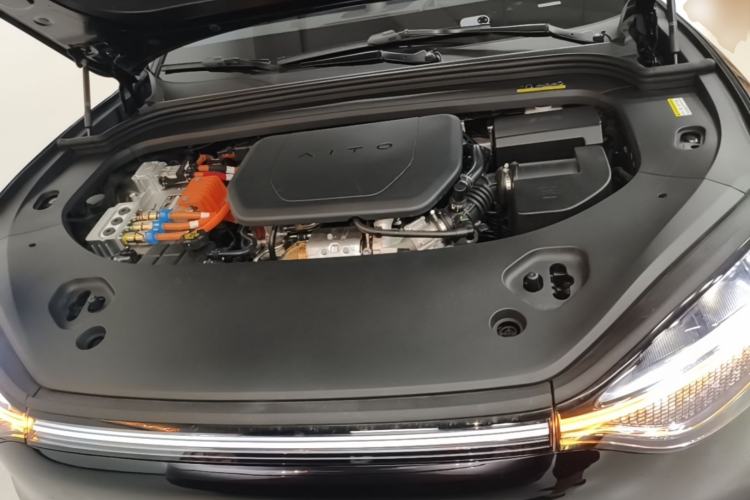 Used Hima AITO M9 2025 Extended-Range Ultra Version 52 kWh 6-Seater Engine Bay