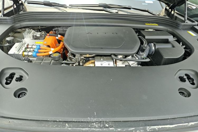 Used Hima AITO M9 2025 Extended-Range Max Version 52 kWh 6-Seater Edition Engine Bay