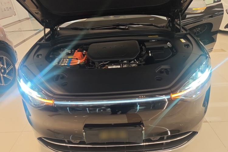 Used Hima AITO M9 2025 Extended-Range Ultra Version 52 kWh 6-Seater Engine Bay