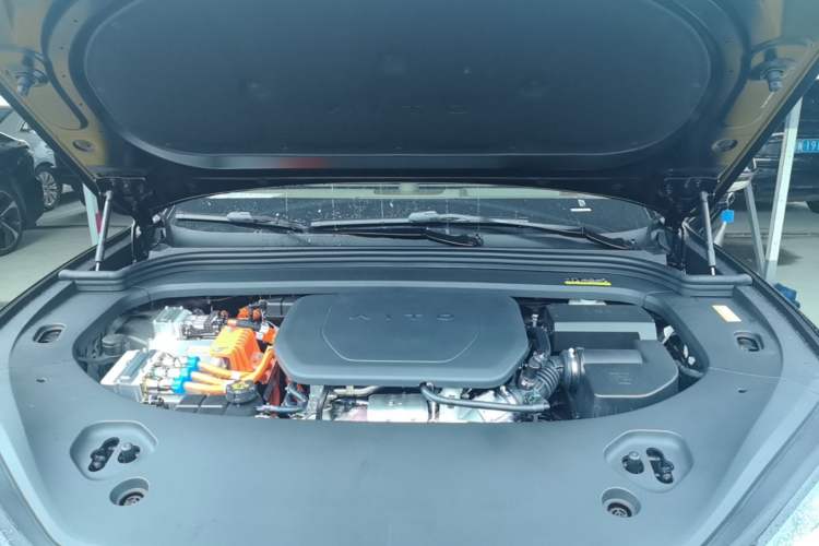 Used Hima AITO M9 2025 Extended-Range Max Version 52 kWh 6-Seater Edition Engine Bay