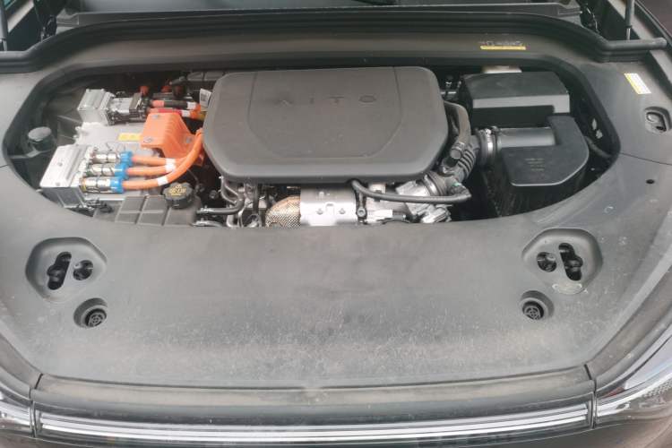 Used Hima AITO M9 2025 Extended-Range Ultra Version 52 kWh 6-Seater Engine Bay