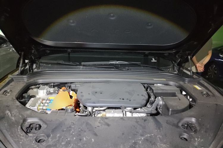 Used Hima AITO M9 2025 Extended-Range Max Version 52 kWh 6-Seater Edition Engine Bay