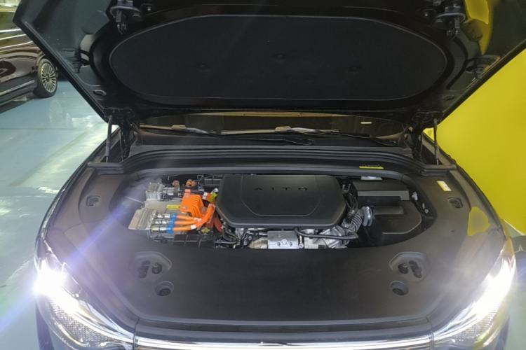 Used Hima AITO M9 2025 Extended-Range Ultra Version 52 kWh 6-Seater Engine Bay