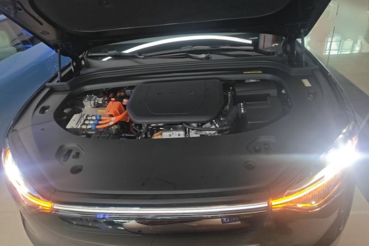Used Hima AITO M9 2025 Extended-Range Ultra Version 52 kWh 6-Seater Engine Bay