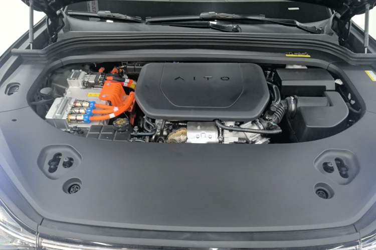 Used Hima AITO M9 2025 Extended-Range Ultra Version 52 kWh 6-Seater Engine Bay