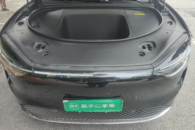 Used Hima AITO M9 2025 Pure Electric Ultra Version 100 kWh 6-Seater Model Engine Bay