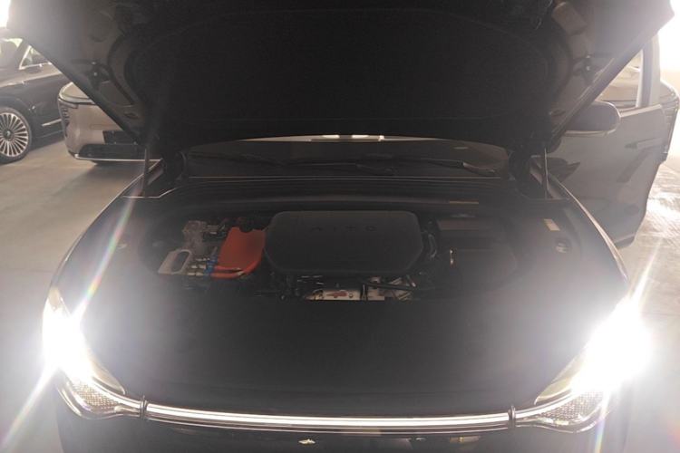 Used Hima AITO M9 2025 Extended-Range Ultra Version 52 kWh 5-Seater Edition Engine Bay