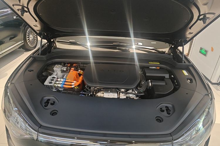 Used Hima AITO M9 2025 Extended-Range Ultra Version 52 kWh 6-Seater Engine Bay