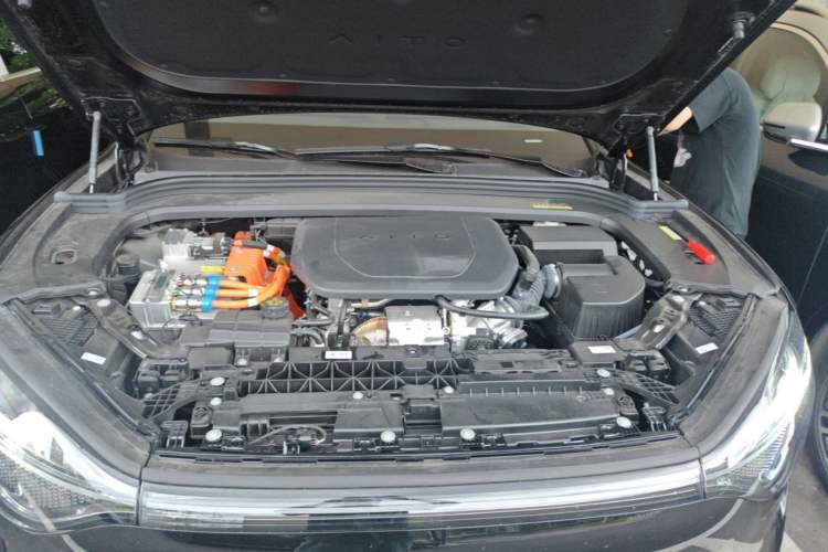 Used Hima AITO M9 2025 Extended-Range Ultra Version 52 kWh 5-Seater Edition Engine Bay