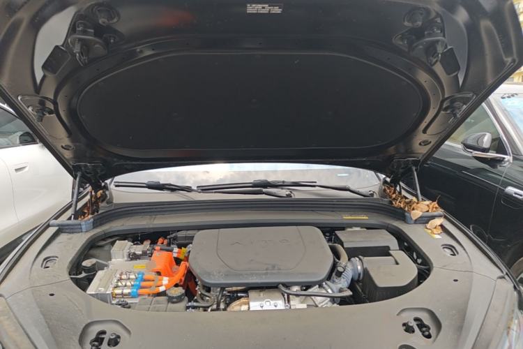 Used Hima AITO M9 2025 Extended-Range Ultra Version 52 kWh 6-Seater Engine Bay