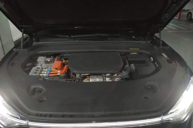 Used Hima AITO M9 2025 Extended-Range Ultra Version 52 kWh 6-Seater Engine Bay