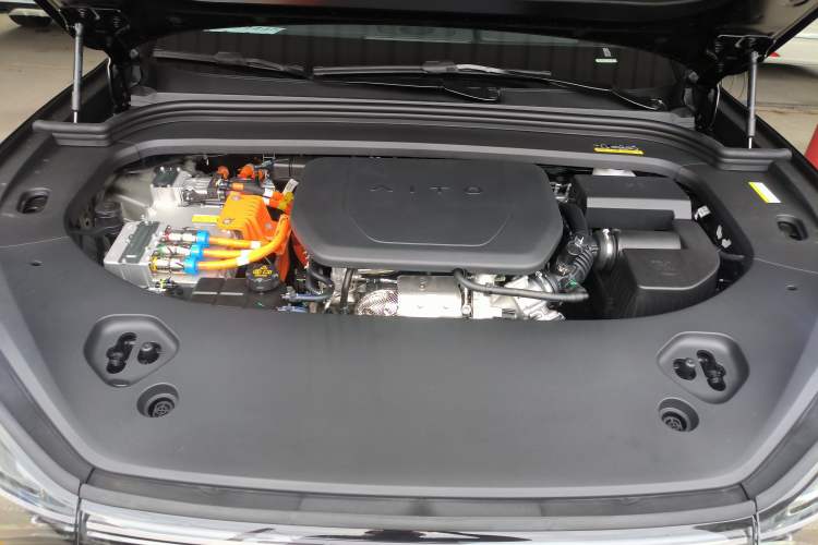 Used Hima AITO M9 2025 Model Range-Extended Ultra Edition 52kWh 6-seater (896-line LiDAR) Engine Bay