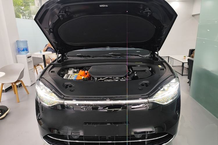 Used Hima AITO M9 2025 Extended-Range Max Version 52 kWh 6-Seater Edition Engine Bay