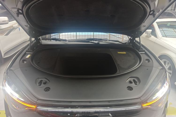 Used Hima AITO M9 2025 Pure Electric Ultra Version 100 kWh 6-Seater Model Engine Bay