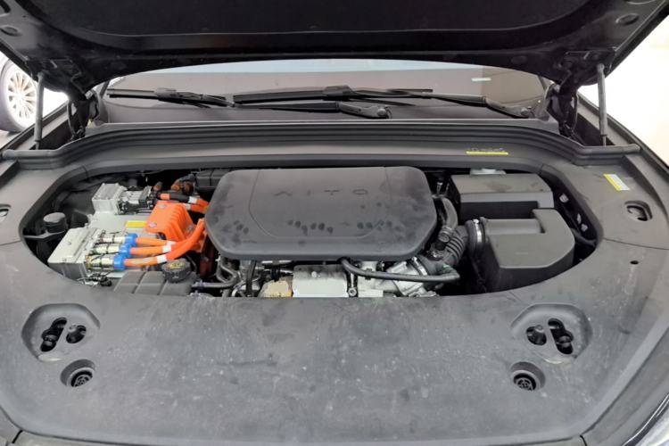 Used Hima AITO M9 2025 Extended-Range Ultra Version 52 kWh 5-Seater Edition Engine Bay