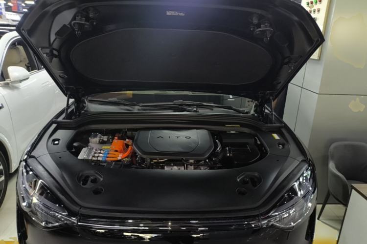 Used Hima AITO M9 2025 Extended-Range Ultra Version 52 kWh 6-Seater Engine Bay